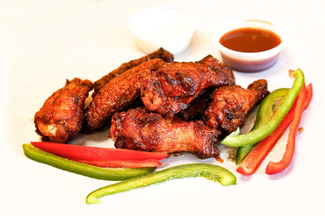 CHICKEN WINGS 